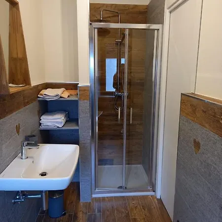 Otel Laurent 2*
